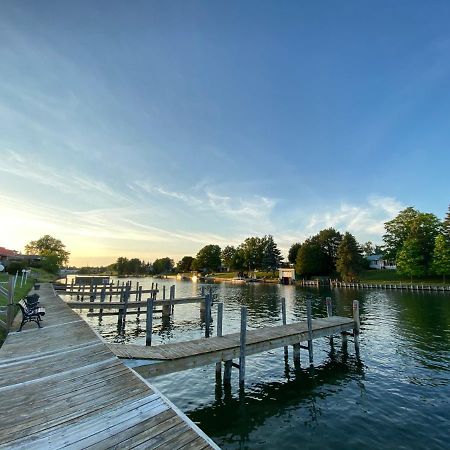 Fleetwood Inn Suites Чебойген Екстер'єр фото