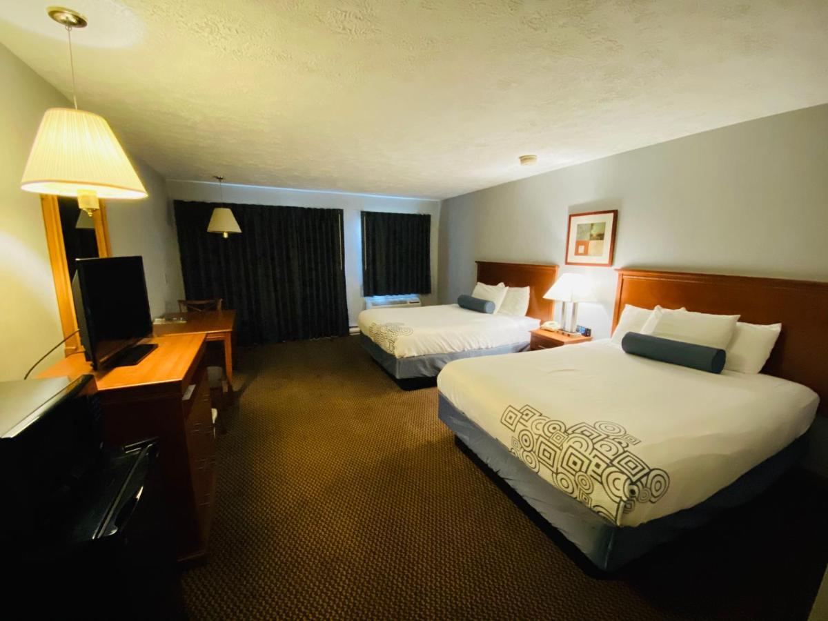 Fleetwood Inn Suites Чебойген Екстер'єр фото